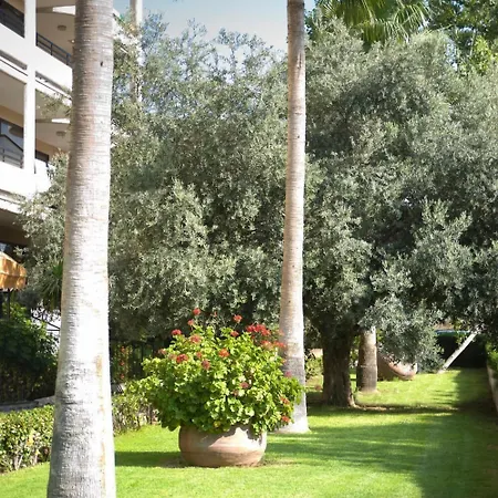 Ξενοδοχείο με διαμερίσματα Atlantica Gardens