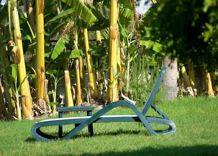 Atlantica Gardens 公寓式酒店 3*