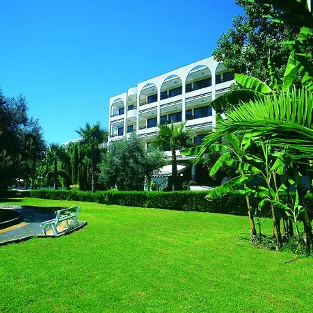 Atlantica Gardens Apartmanhotel 3*