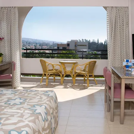 Atlantica Gardens Apartmanhotel 3*
