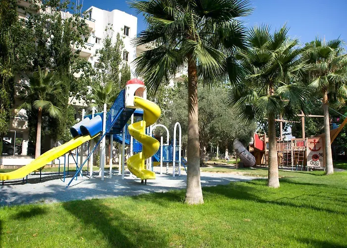 Atlantica Gardens Aparthotel 3*